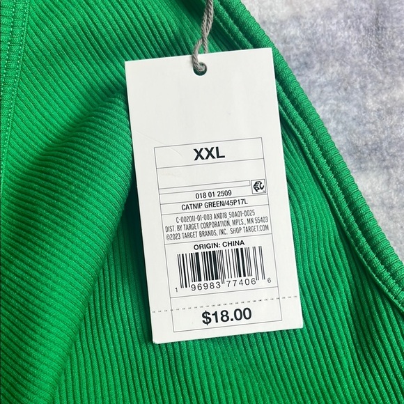 A New Day Green Asymmetrical Sleeveless Tank Top - Picture 4 of 7